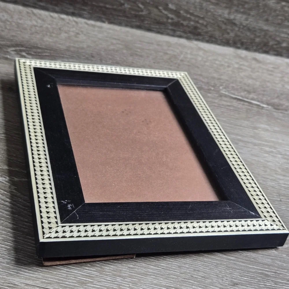 Natalini Frames frame size